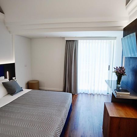 Hotel Negresco Католика Екстериор снимка